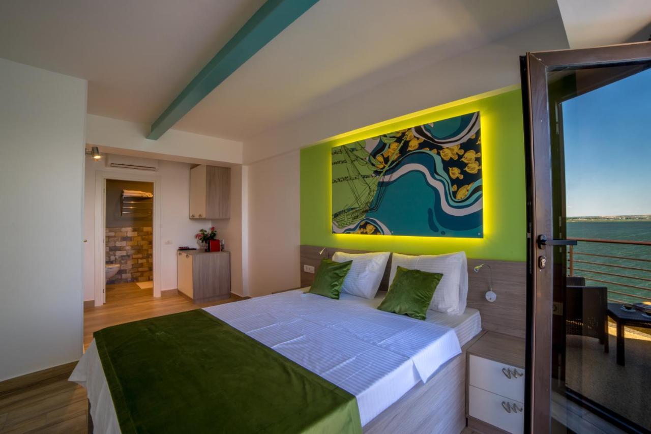 Lake Boutique Apartments & Rooms Mamaia Dış mekan fotoğraf