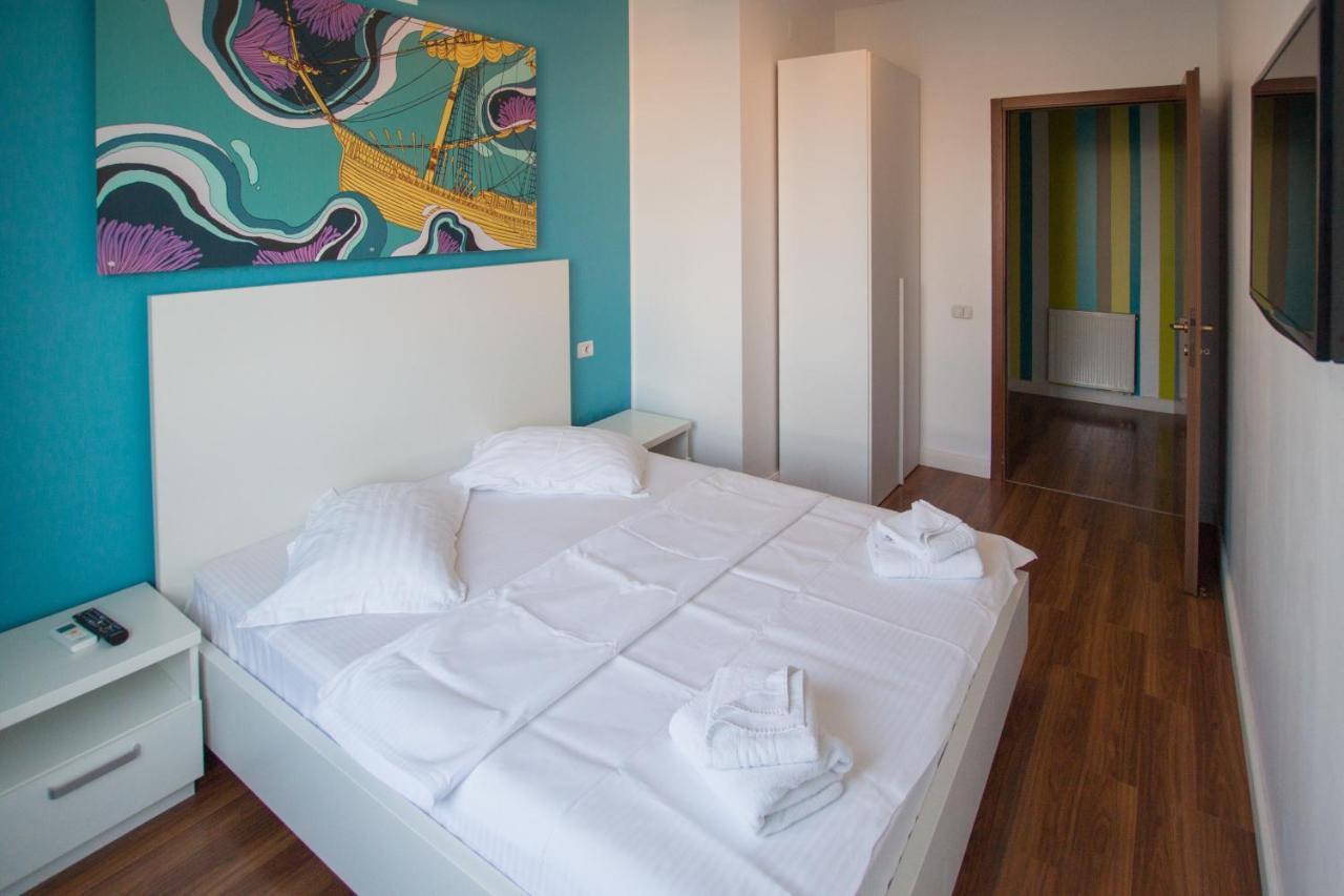 Lake Boutique Apartments & Rooms Mamaia Dış mekan fotoğraf